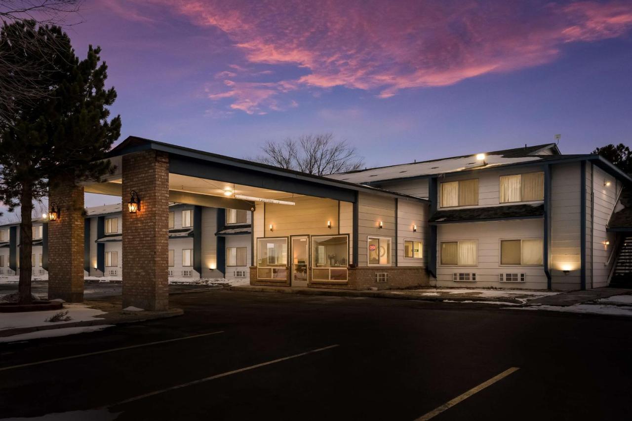 Surestay Hotel By Best Western Wells Exterior photo